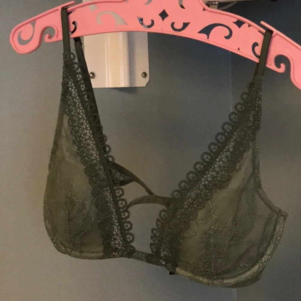 Victoria’s Secret Unlined Plunge